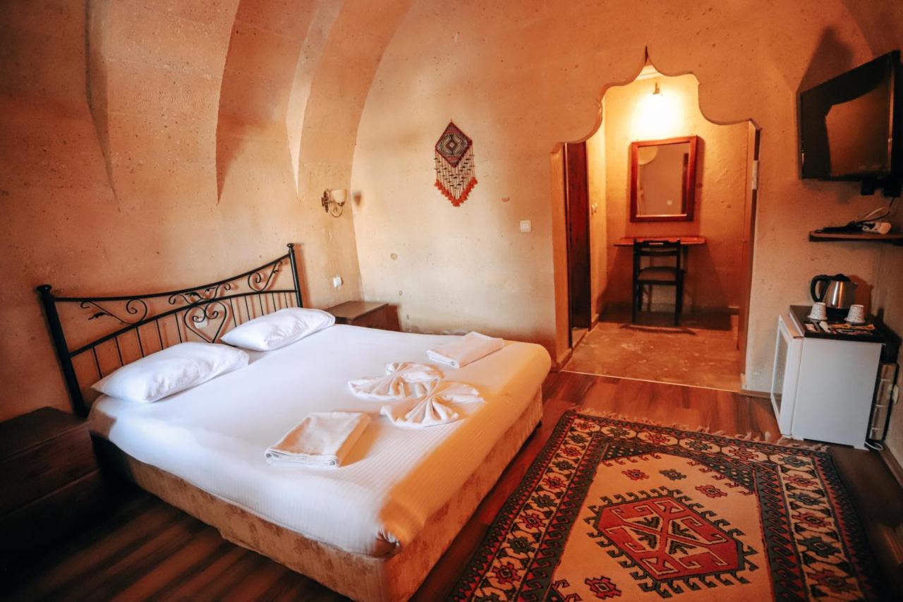 Melis Cave Hotel 어굽 외부 사진