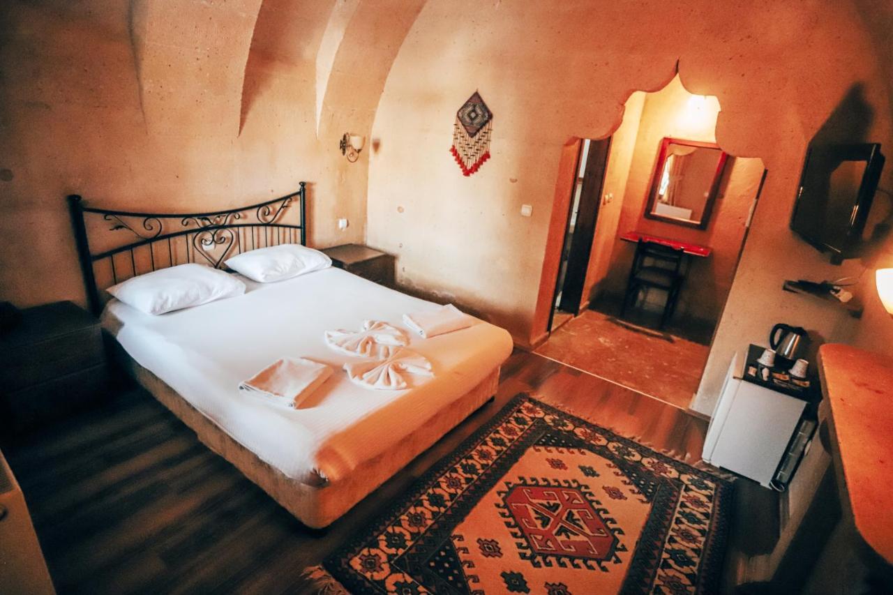 Melis Cave Hotel 어굽 외부 사진