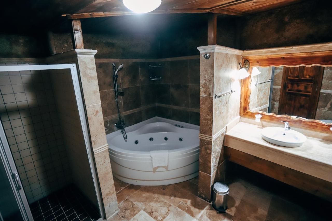 Melis Cave Hotel 어굽 외부 사진