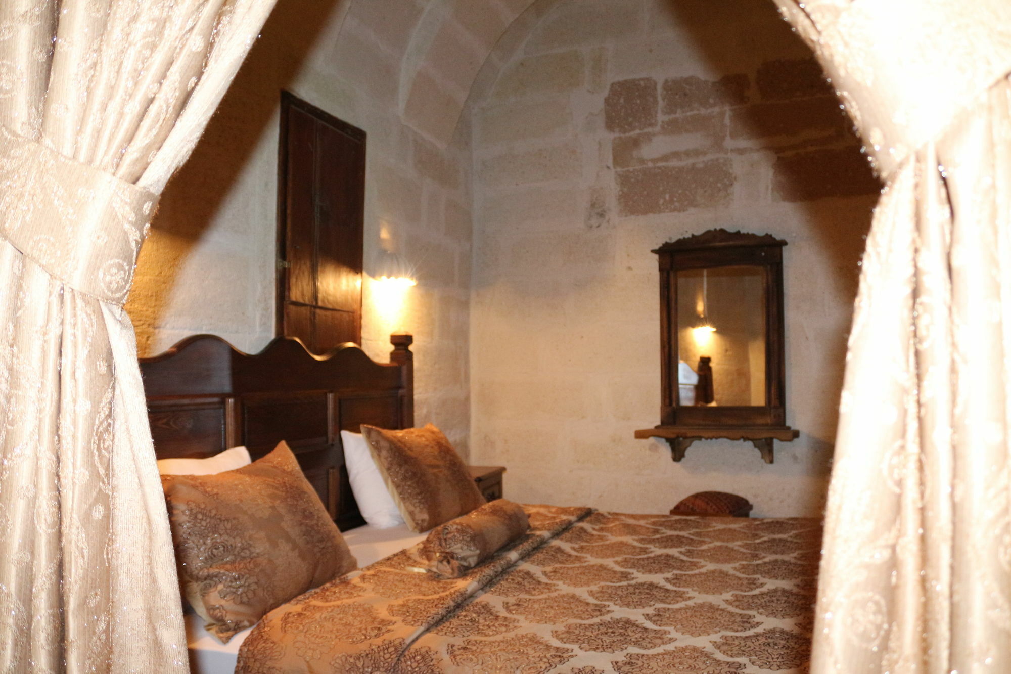 Melis Cave Hotel 어굽 외부 사진